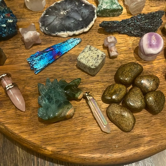 Updated picks! Pick 3/$18 Crystal Bundle - Picture 4 of 8